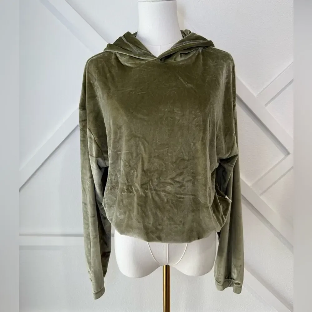 NWT Free People Araminta James Velour Crop Hoodie Khaki Green Size Small - Picture 2 of 12